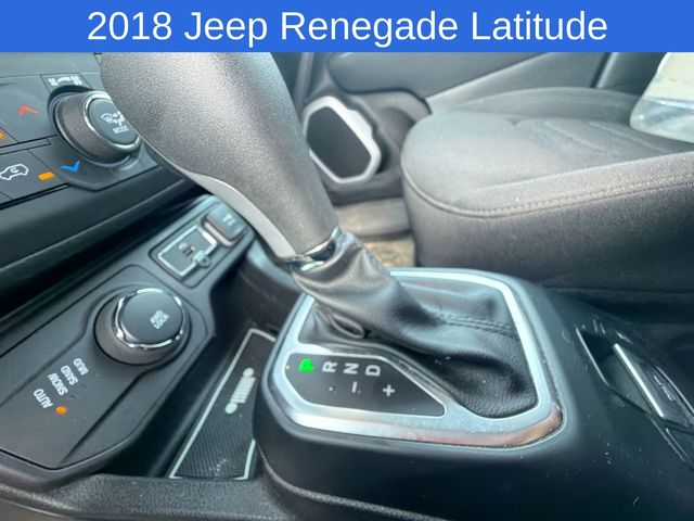Thumbnail: 2018 Jeep Renegade - 12