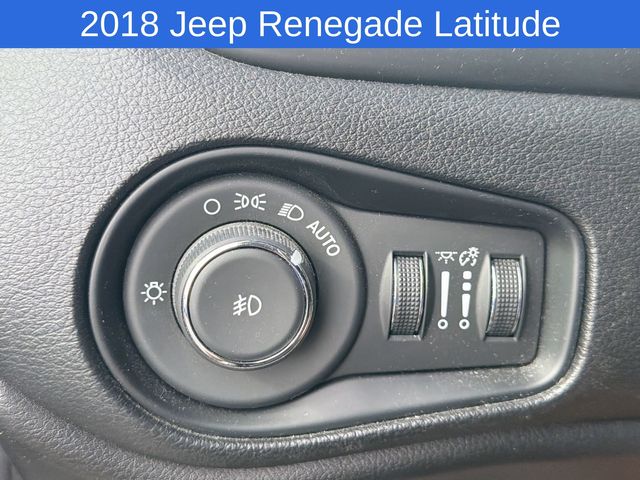Thumbnail: 2018 Jeep Renegade - 15