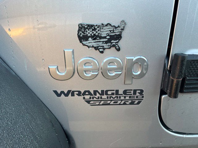 Thumbnail: 2021 Jeep Wrangler - 7