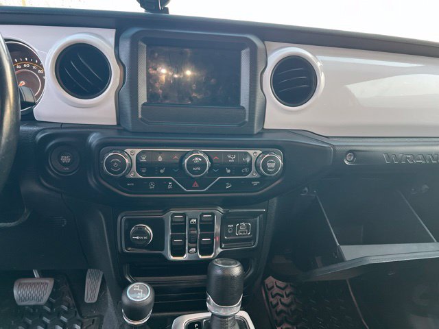 Thumbnail: 2021 Jeep Wrangler - 14