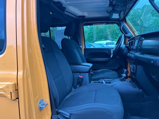 Thumbnail: 2018 Jeep Wrangler - 12