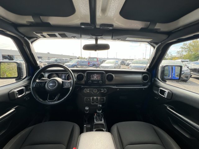Thumbnail: 2018 Jeep Wrangler - 15