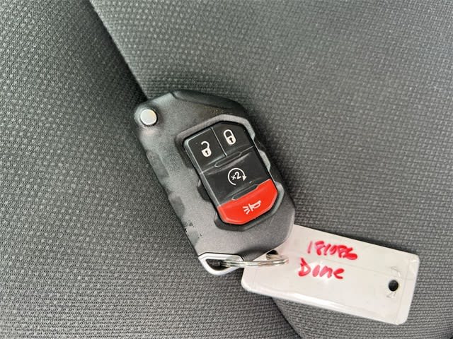 Thumbnail: 2019 Jeep Wrangler - 17