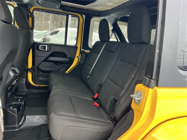 Thumbnail: 2019 Jeep Wrangler - 23