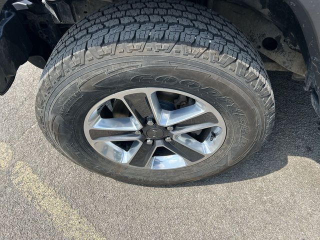 Thumbnail: 2019 Jeep Wrangler - 8