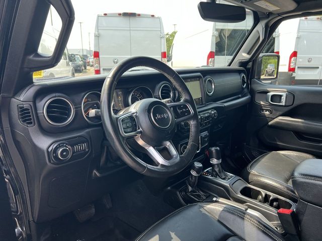 Thumbnail: 2019 Jeep Wrangler - 14