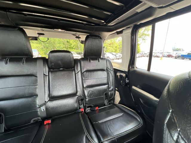 Thumbnail: 2019 Jeep Wrangler - 29