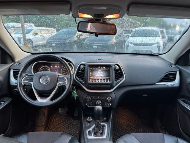 Thumbnail: 2014 Jeep Cherokee - 10