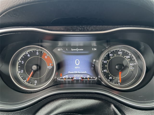 Thumbnail: 2019 Jeep Cherokee - 17