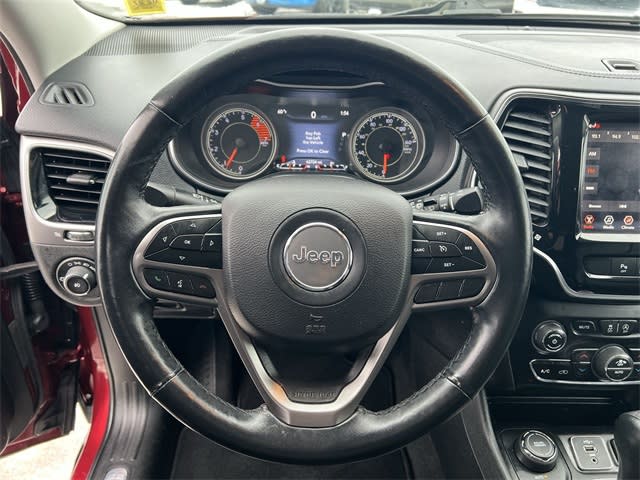 Thumbnail: 2019 Jeep Cherokee - 14