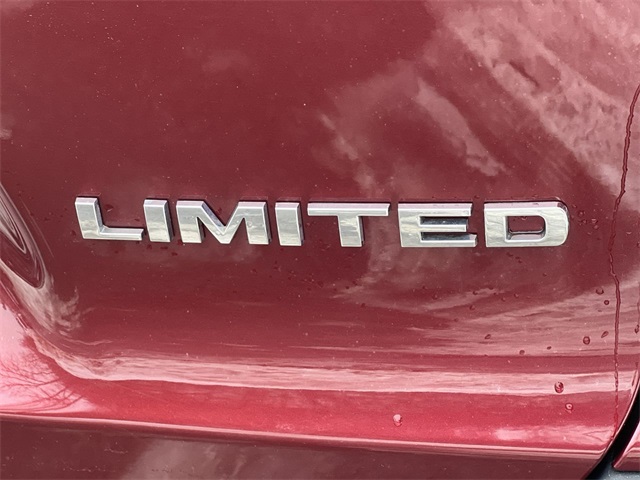 Thumbnail: 2019 Jeep Cherokee - 7