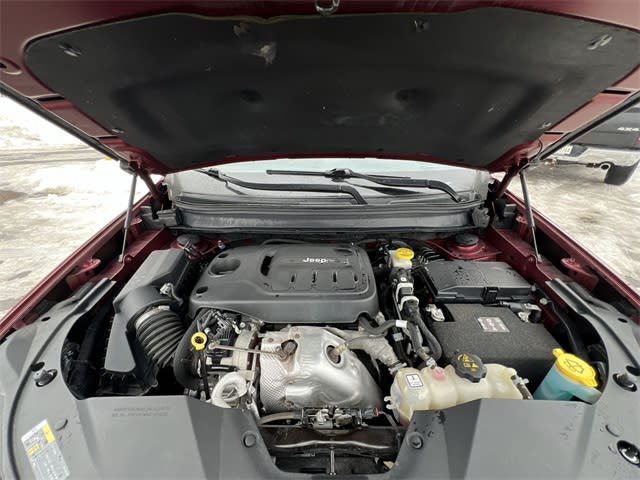 Thumbnail: 2019 Jeep Cherokee - 9