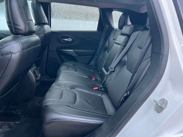 Thumbnail: 2019 Jeep Cherokee - 19