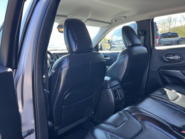 Thumbnail: 2019 Jeep Cherokee - 13