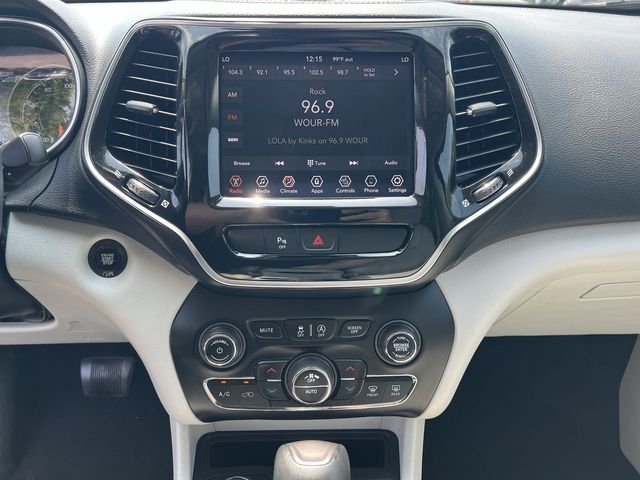 Thumbnail: 2019 Jeep Cherokee - 16
