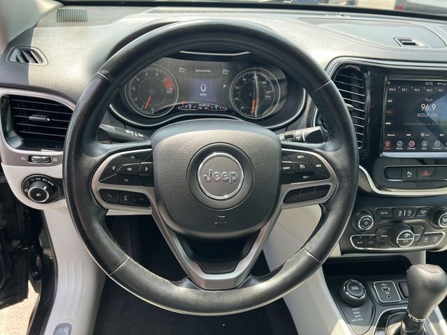 Thumbnail: 2019 Jeep Cherokee - 33
