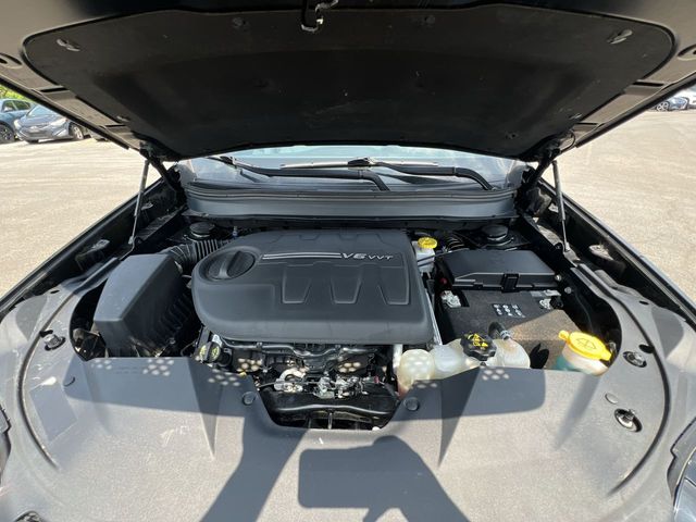 Thumbnail: 2019 Jeep Cherokee - 9