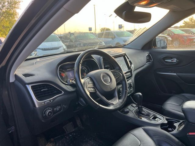 Thumbnail: 2019 Jeep Cherokee - 2