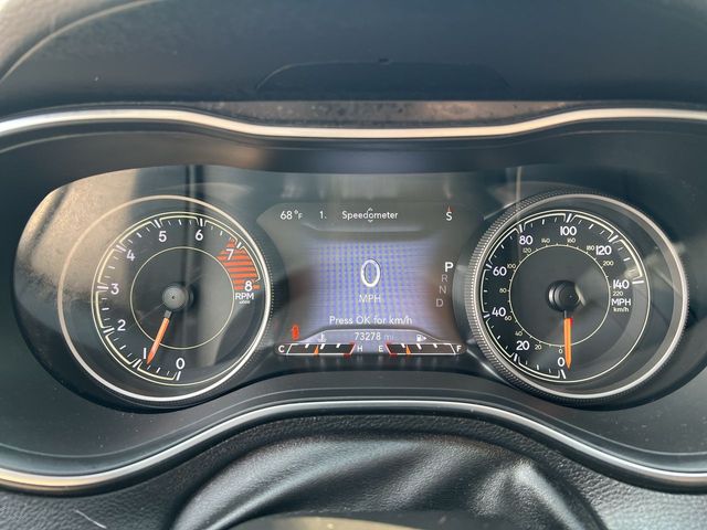 Thumbnail: 2019 Jeep Cherokee - 18