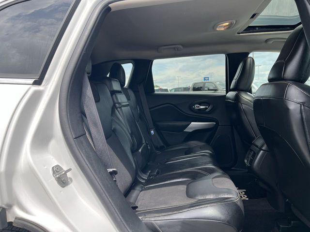 Thumbnail: 2018 Jeep Cherokee - 33