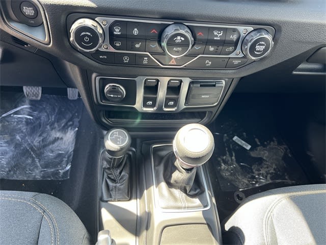 2025 Jeep Wrangler Sport 15