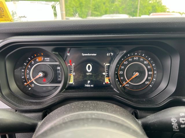 Thumbnail: 2025 Jeep Wrangler - 17