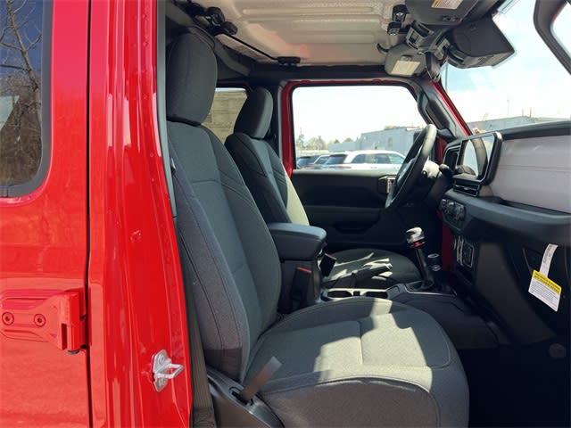 2025 Jeep Wrangler Sport 12