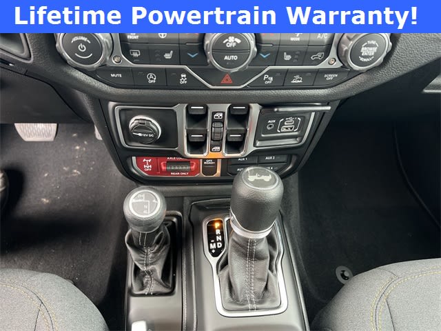 Thumbnail: 2026 Jeep Wrangler - 15