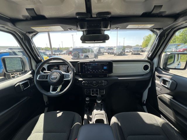 Thumbnail: 2025 Jeep Wrangler - 15
