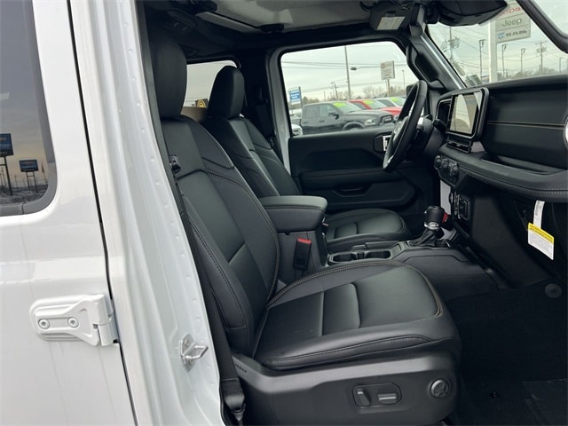 Thumbnail: 2026 Jeep Wrangler - 25