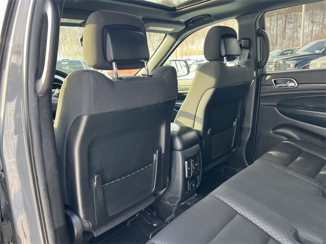 Thumbnail: 2019 Jeep Grand Cherokee - 12