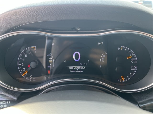 Thumbnail: 2019 Jeep Grand Cherokee - 16