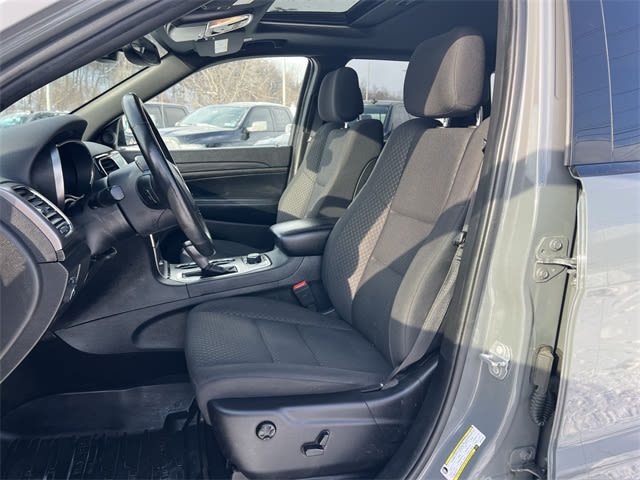 Thumbnail: 2019 Jeep Grand Cherokee - 10