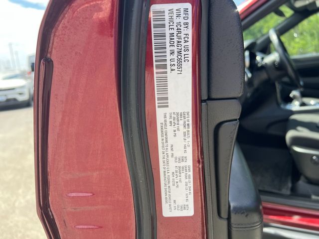 Thumbnail: 2021 Jeep Grand Cherokee - 21