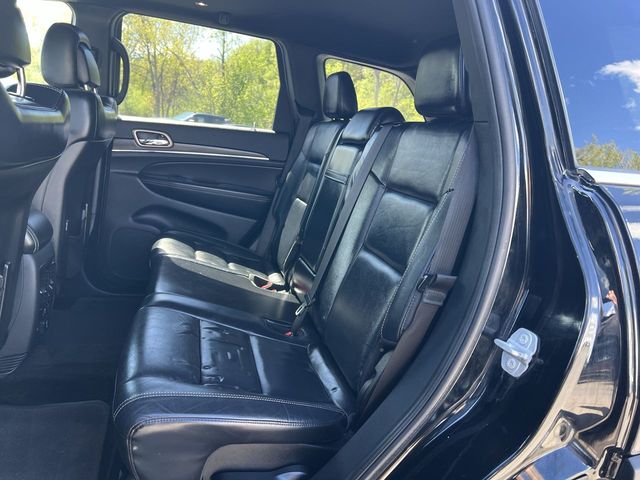 Thumbnail: 2017 Jeep Grand Cherokee - 32