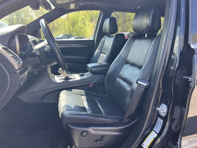 Thumbnail: 2017 Jeep Grand Cherokee - 11