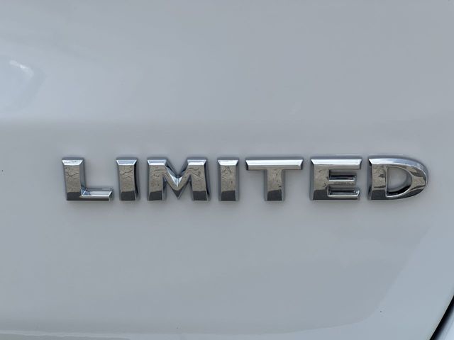 Thumbnail: 2021 Jeep Grand Cherokee - 7