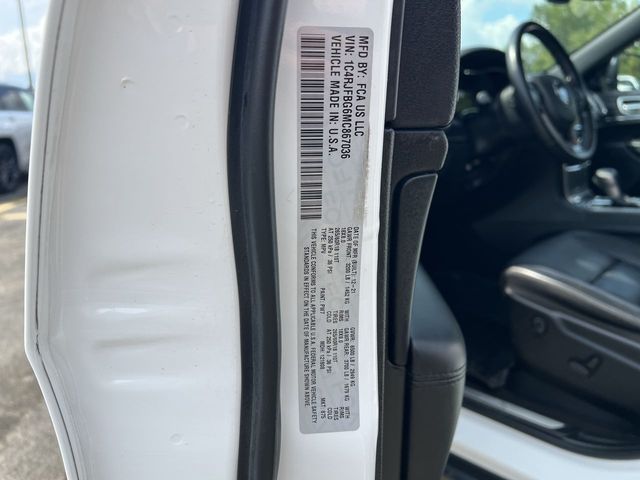 Thumbnail: 2021 Jeep Grand Cherokee - 21