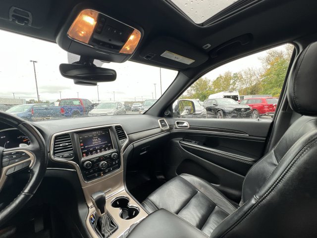 Thumbnail: 2017 Jeep Grand Cherokee - 10