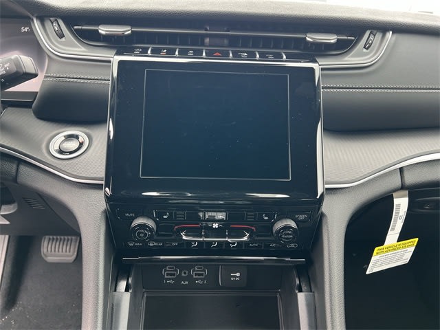 Thumbnail: 2025 Jeep Grand Cherokee - 14