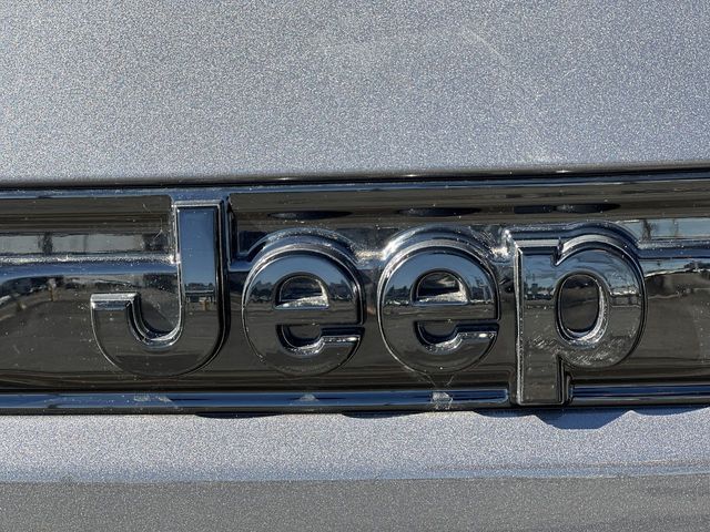 Thumbnail: 2023 Jeep Grand Cherokee - 24