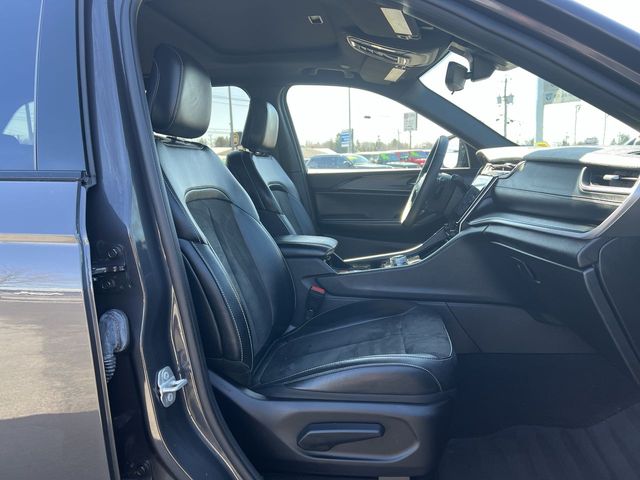 Thumbnail: 2023 Jeep Grand Cherokee - 11