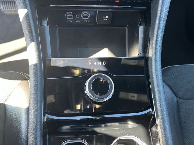 Thumbnail: 2023 Jeep Grand Cherokee - 15