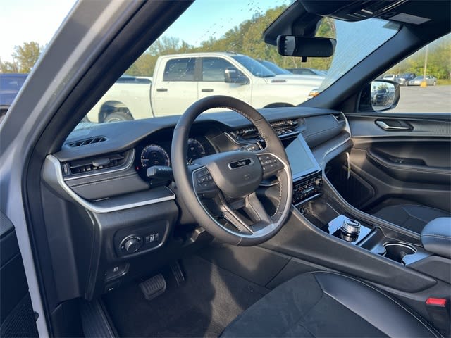 Thumbnail: 2025 Jeep Grand Cherokee - 2