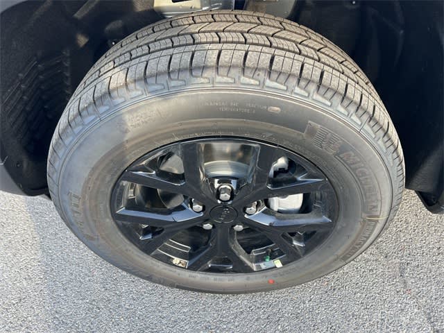 Thumbnail: 2025 Jeep Grand Cherokee - 8