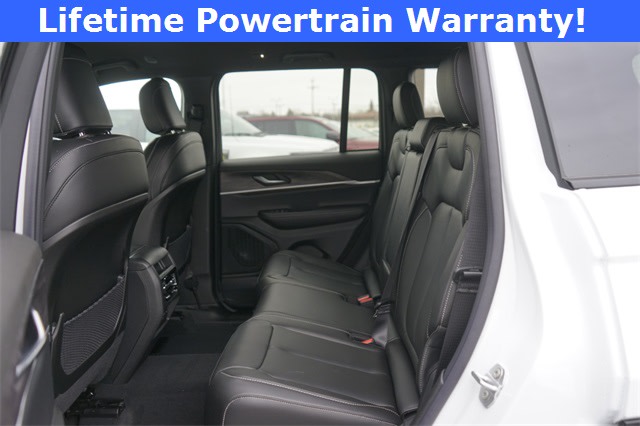 Thumbnail: 2025 Jeep Grand Cherokee - 29