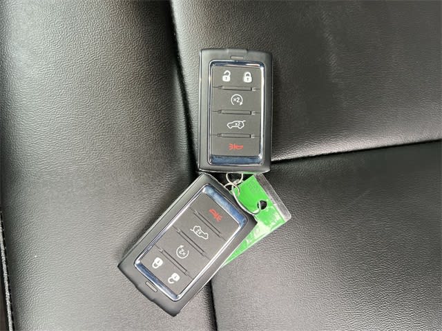 Thumbnail: 2025 Jeep Grand Cherokee - 19