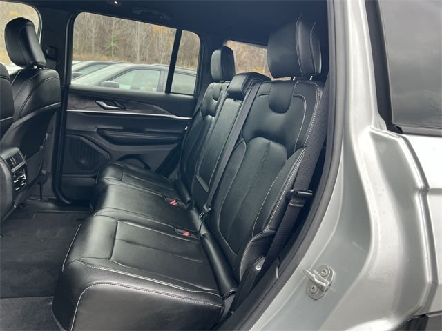 Thumbnail: 2025 Jeep Grand Cherokee - 25