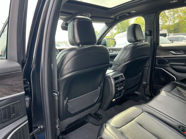 Thumbnail: 2026 Jeep Grand Cherokee - 30