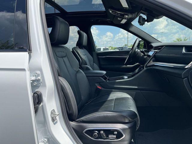 Thumbnail: 2025 Jeep Grand Cherokee - 12